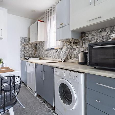 Apartamento Central Flat W Sea View And Near Galata Tower Estambul Exterior foto