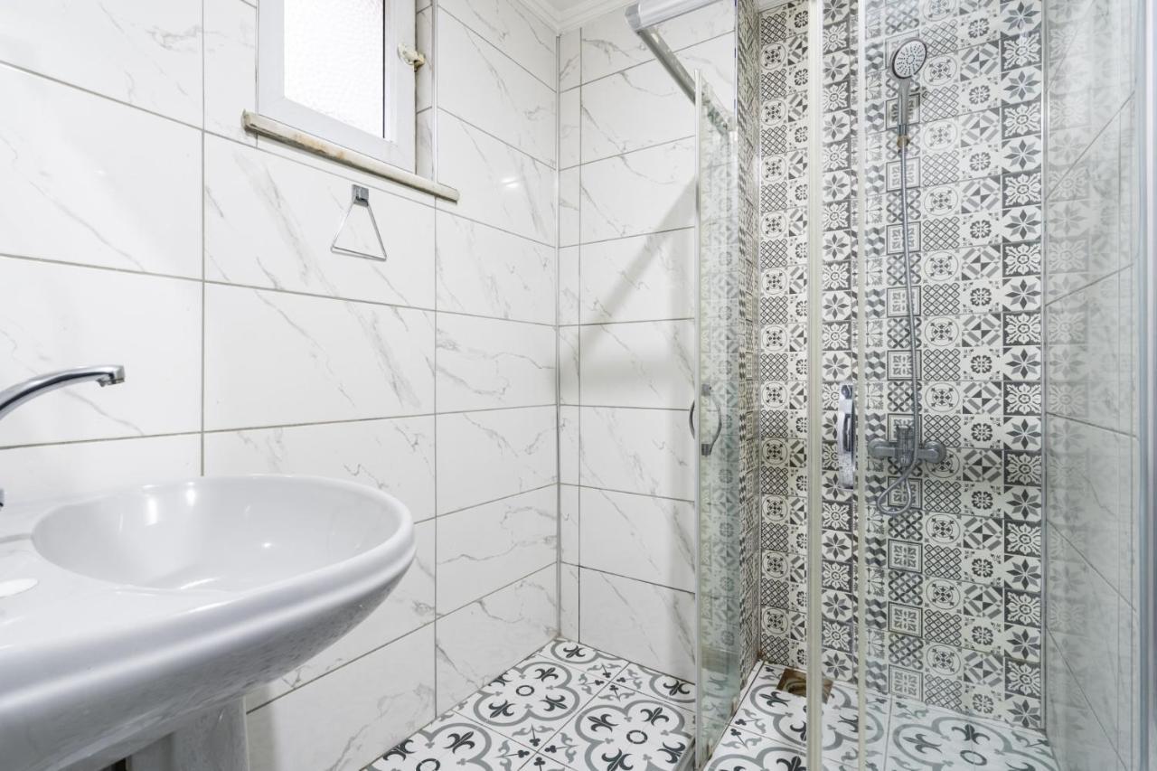 Apartamento Central Flat W Sea View And Near Galata Tower Estambul Exterior foto